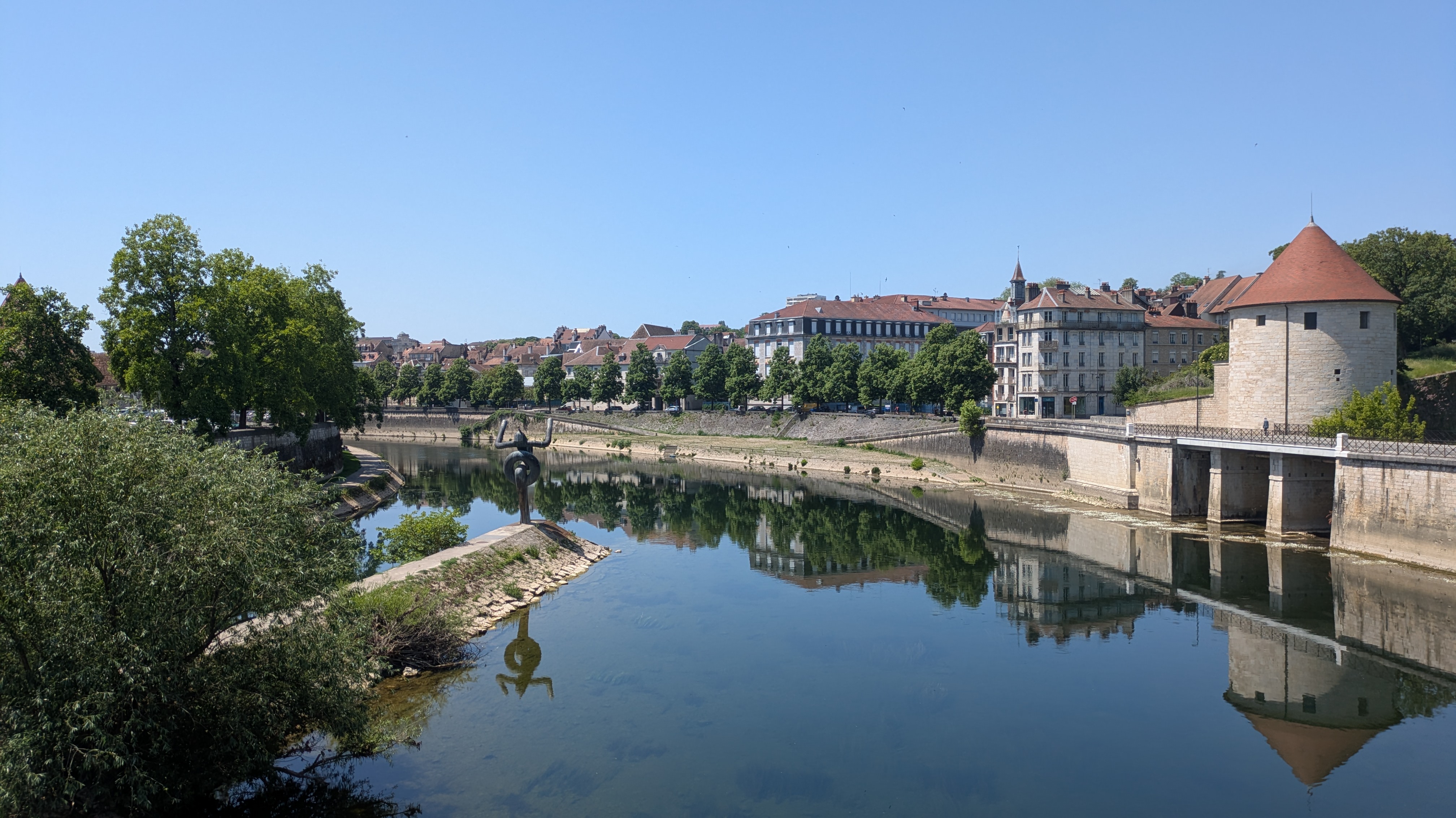 Vue sur le Doubs — Besançon
